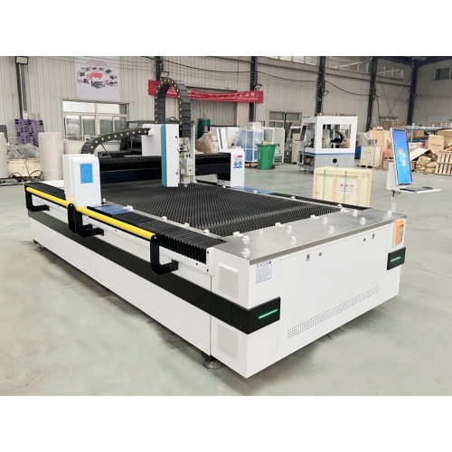 Lézeres fémvágó FIBER 3000W 130x250cm + tartozékok